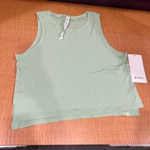 NWT Lululemon Top - size 6